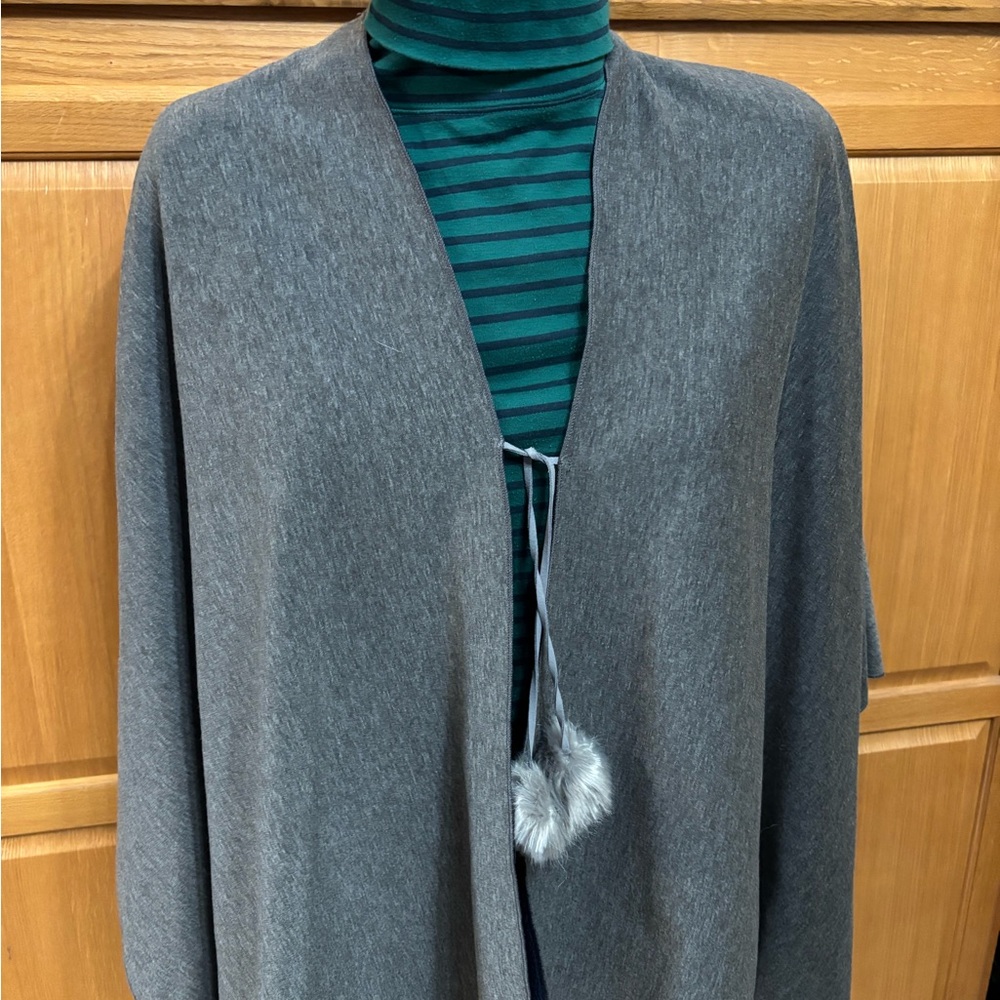 Women’s Grey Wrap Shawl Poncho